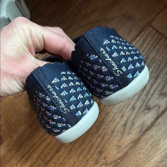 Sketchers Navy and White Patterned Women's Flats - Picture 6 of 13